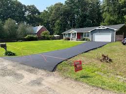 Best Recycled Asphalt Driveway Installation  in Fairfield, IA